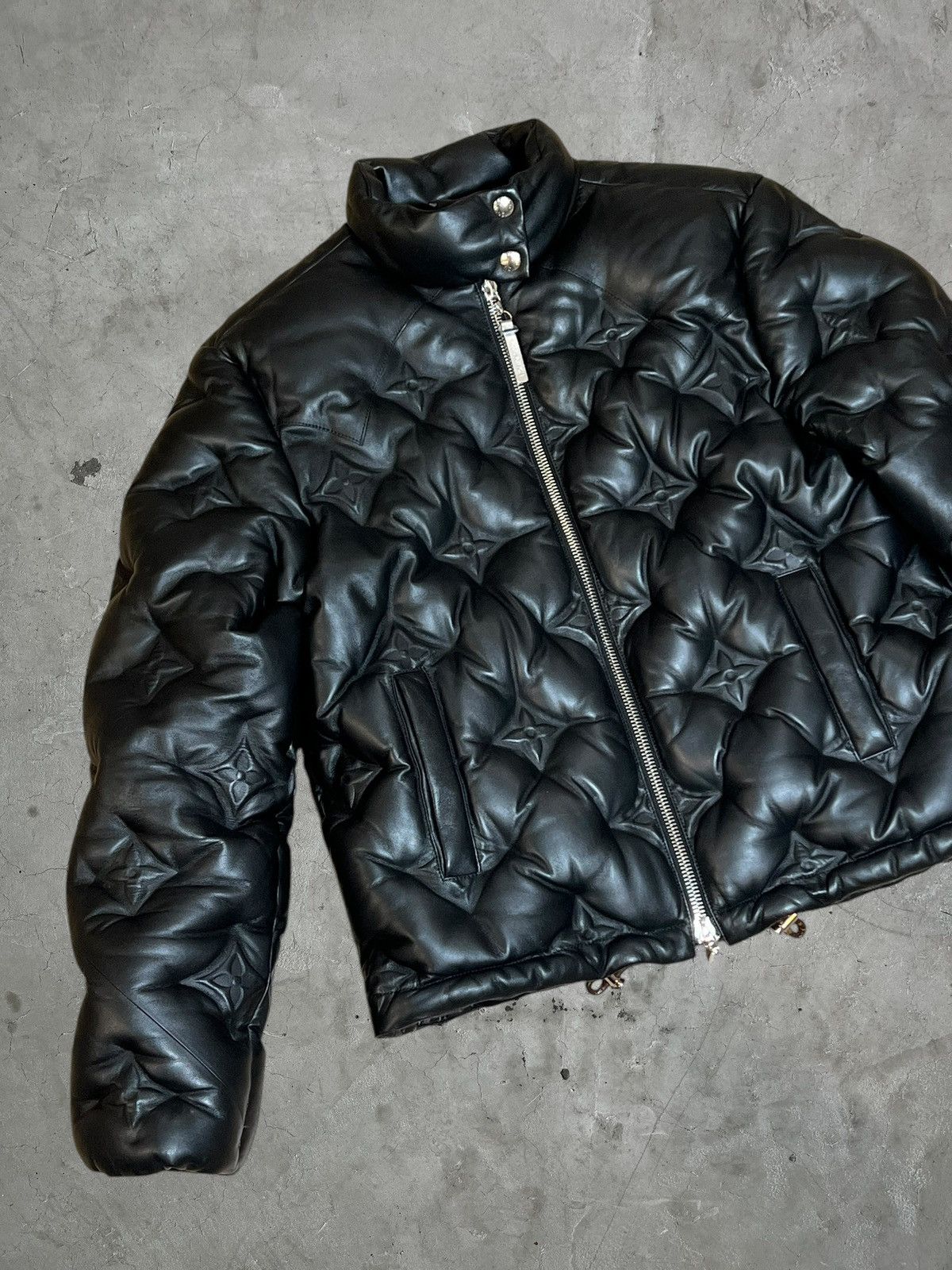 Louis Vuitton Louis Vuitton Embossed Monogram Leather Jacket Size US S / EU 44-46 / 1 - 4 Thumbnail