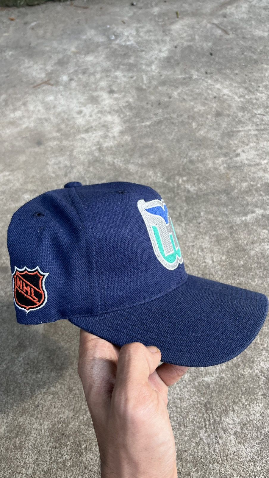 NHL HARTFORD WHALERS Size ONE SIZE - 3 Thumbnail