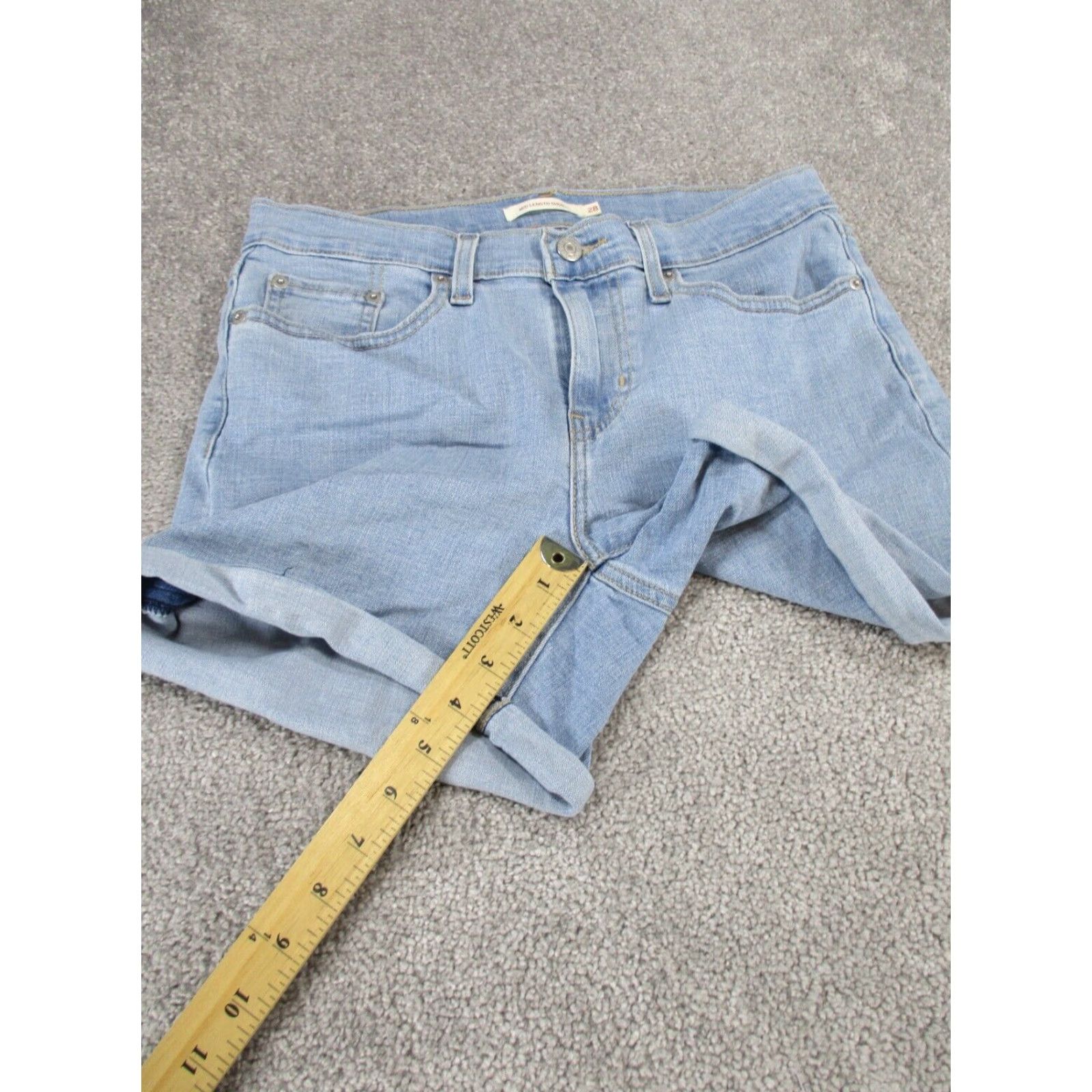 Levi's VINTAGE Levi's Shorts Womens 28 Cut-Off Light Wash Denim Casual Beach School Modern Classic Size 28" / US 6 / IT 42 - 3 Thumbnail