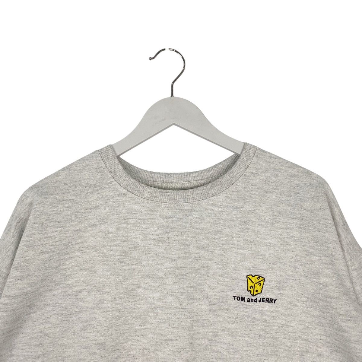 Other Vintage Tom And Jerry Sweatshirt Crewneck Grey Size L Size US L / EU 52-54 / 3 - 4 Thumbnail