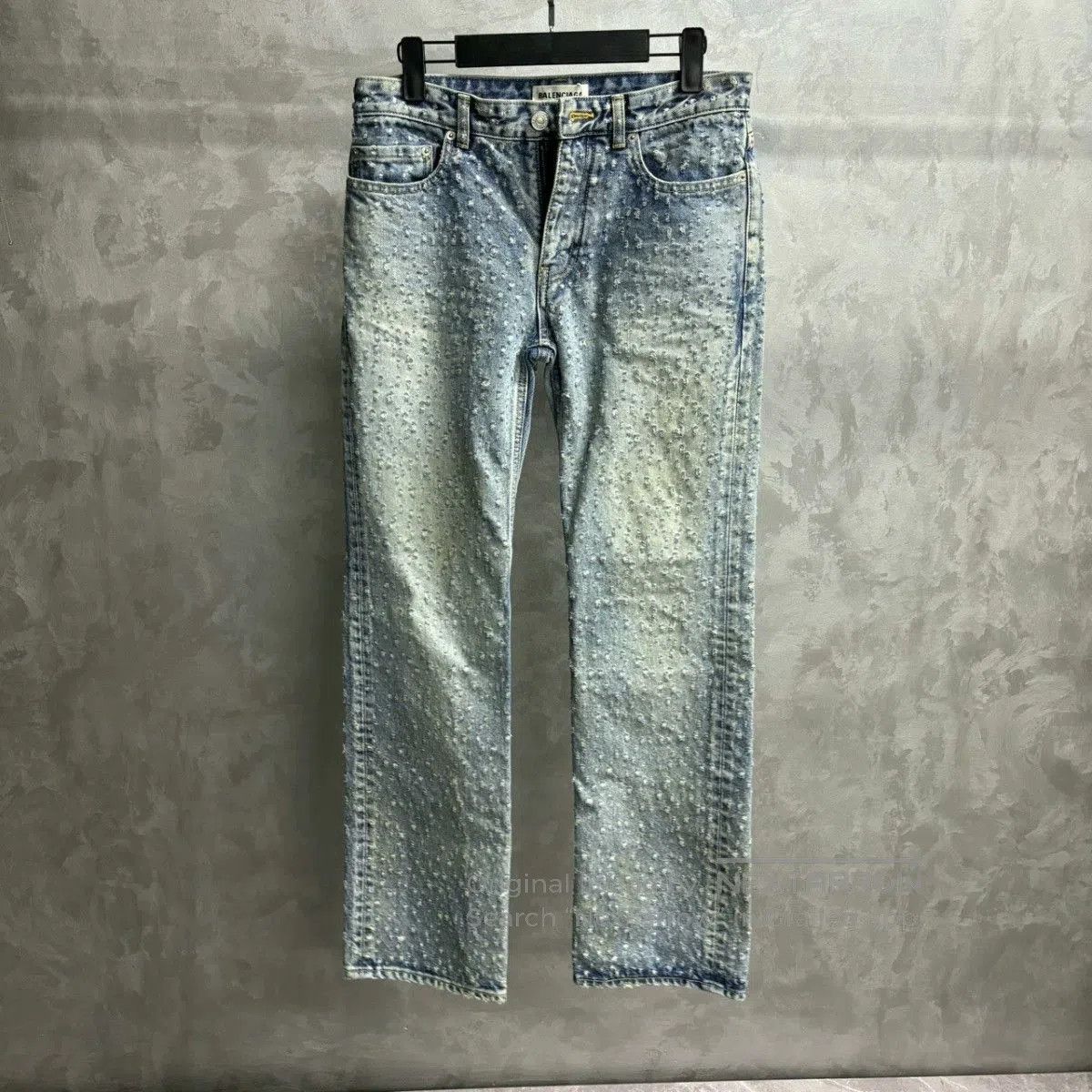 Balenciaga Balenciaga Blue Rhinestone Button Jeans. Size US 27 - 1 Thumbnail
