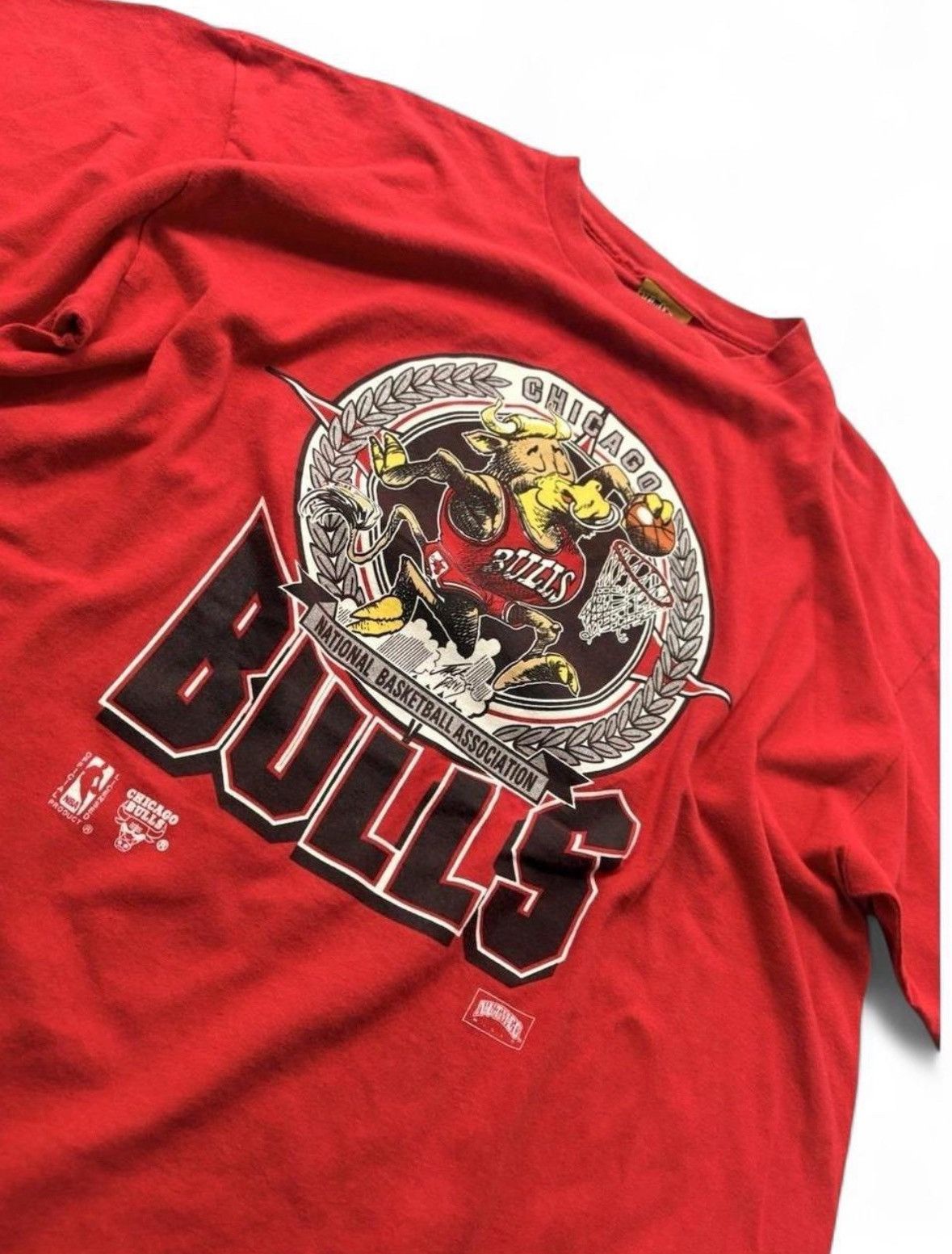 Nutmeg Vintage Chicago Bulls Red T-Shirt Size Large XL Nutmeg Size US XL / EU 56 / 4 - 3 Thumbnail