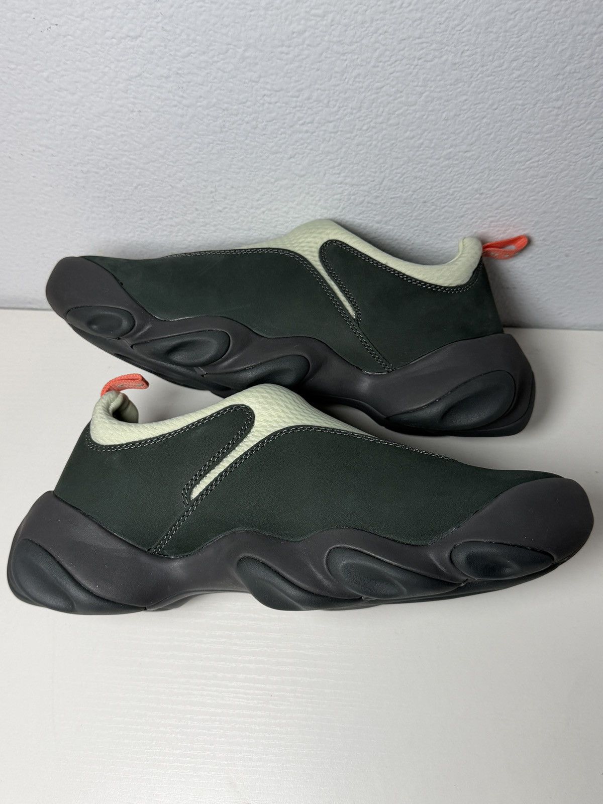 Oakley Oakley Factory Team Flesh Slip On size 9M Size US 9 / EU 42 - 5 Thumbnail