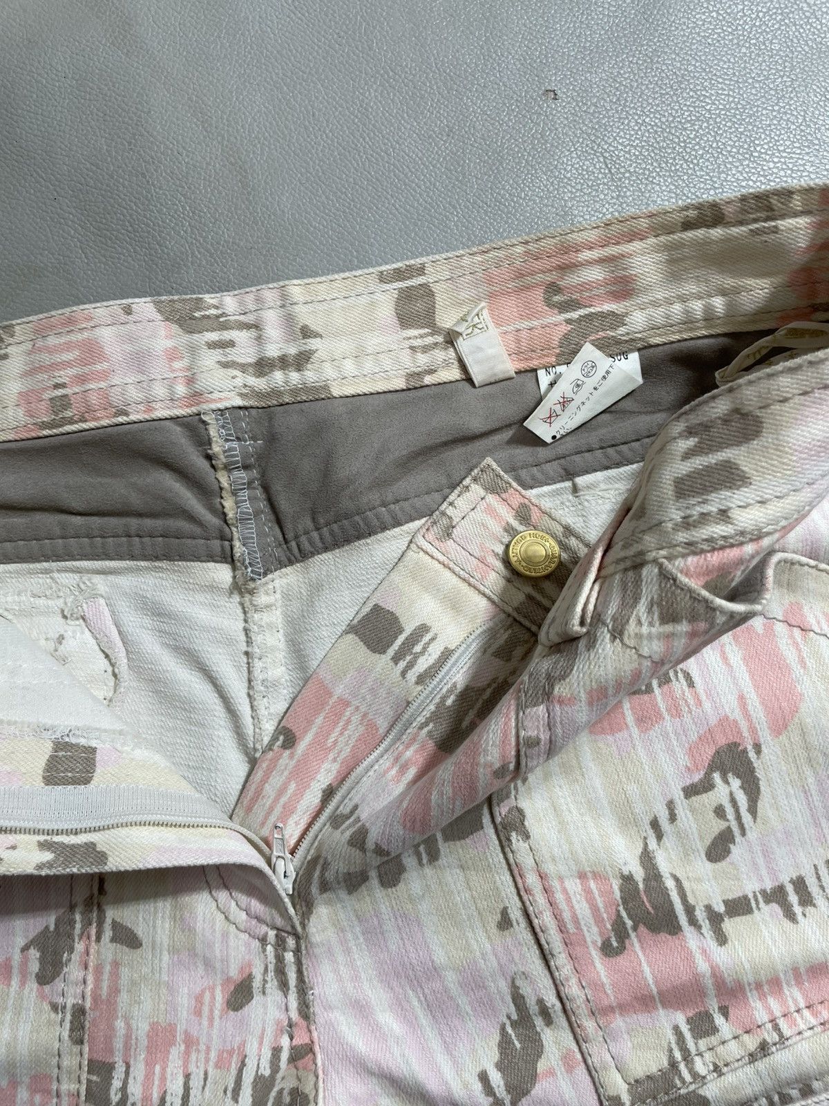 Japanese Brand Japan flared camo jeans pocket Size US 29 - 6 Thumbnail