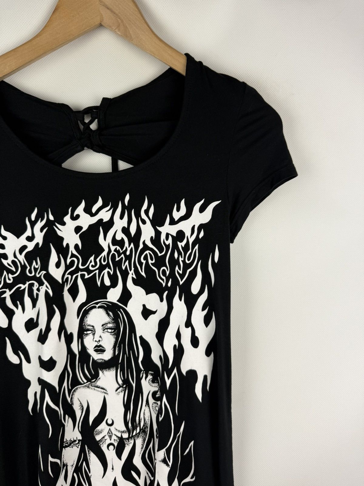 Killstar Killstar Ladies Gothic Graphic Print Short Sleeve T Shirt Size XS / US 0-2 / IT 36-38 - 5 Thumbnail