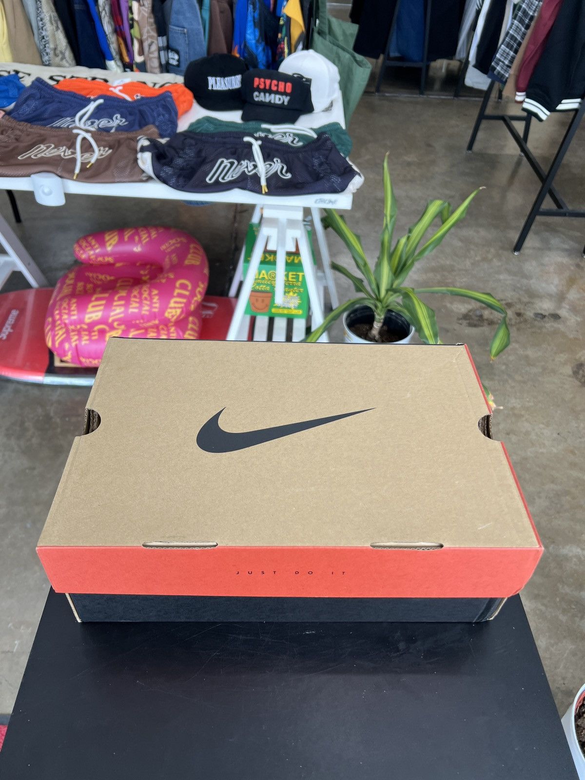 Nike × Travis Scott Nike Air Max 270 Travis Scott Cactus Trails Sz. 8 (2020) Size US 8 / EU 41 - 13 Thumbnail