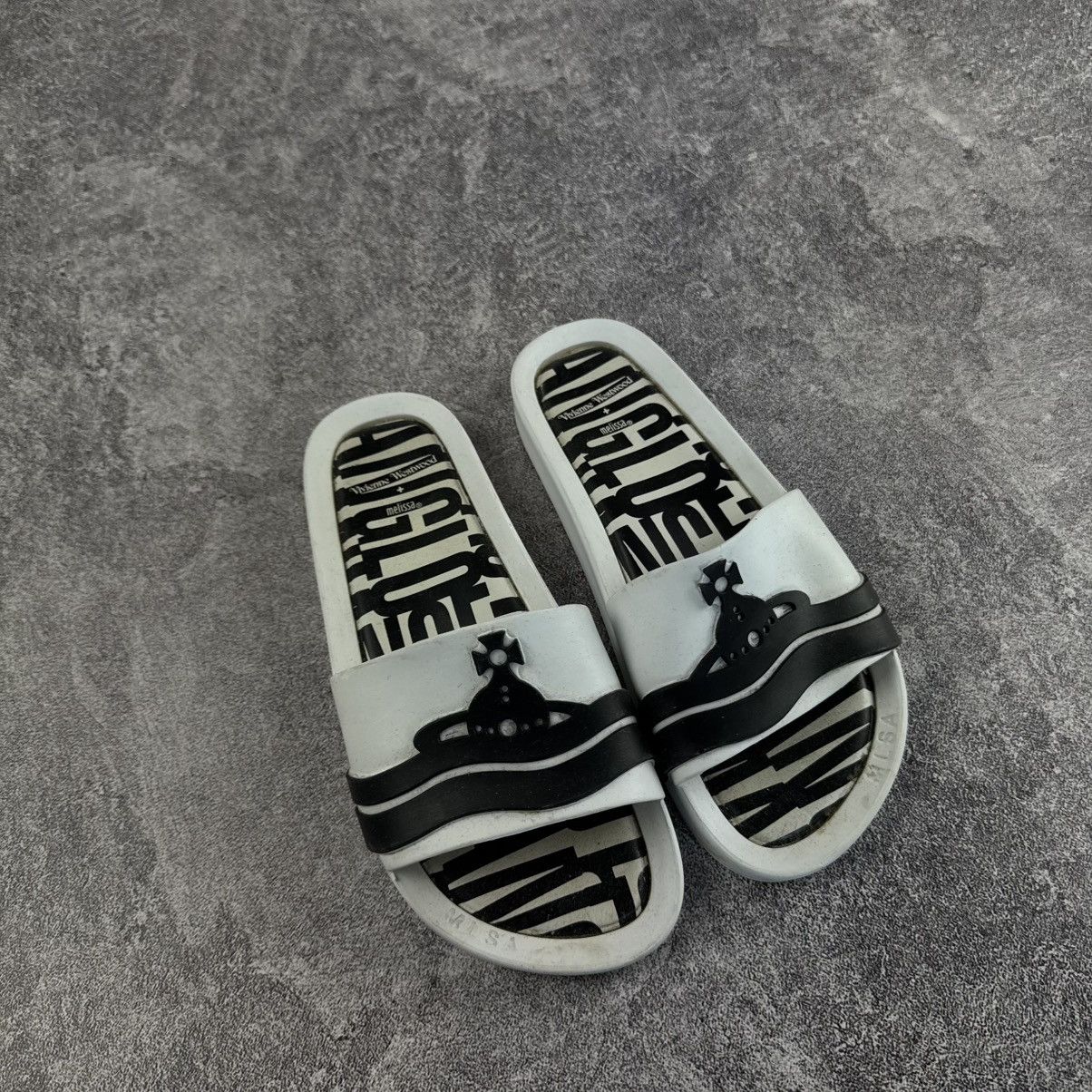 Melissa × Vivienne Westwood Vivienne Westwood x Melissa White Orb Slide Sandals Size US 5 / IT 35 - 2 Thumbnail