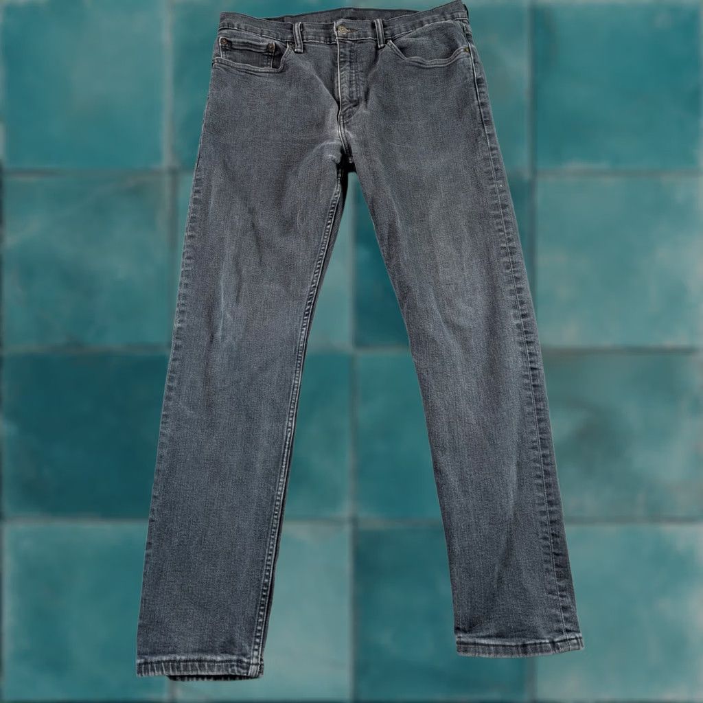 Levi's Levi's 502 Jeans Regular Taper Men's 34 Dark Wash Denim 5-Pocket Zip Button Mid Rise 30 Inseam City USA Retro Band 90s 80s Size US 34 / EU 50 - 1 Thumbnail