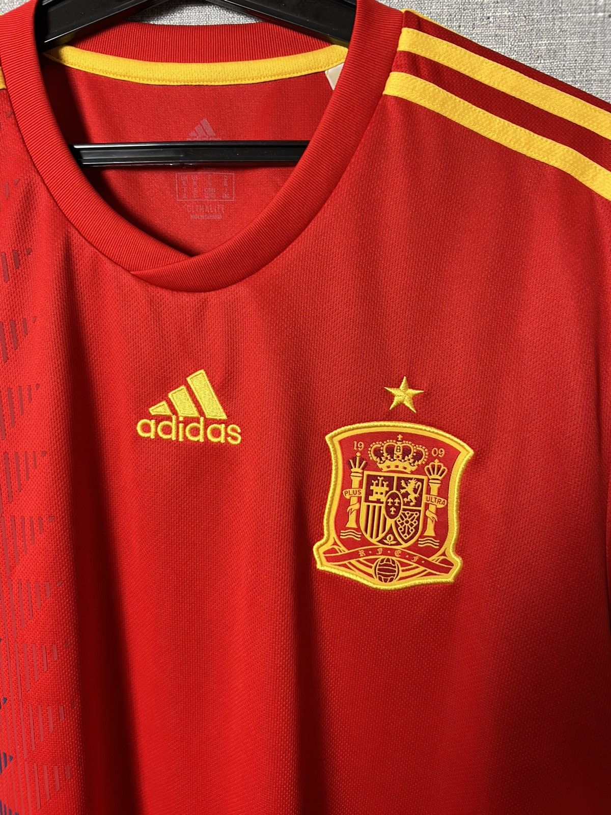 Adidas ADIDAS SPAIN NATIONAL TEAM 2017 / 2018 HOME FOOTBALL JERSEY Size US XL / EU 56 / 4 - 5 Thumbnail