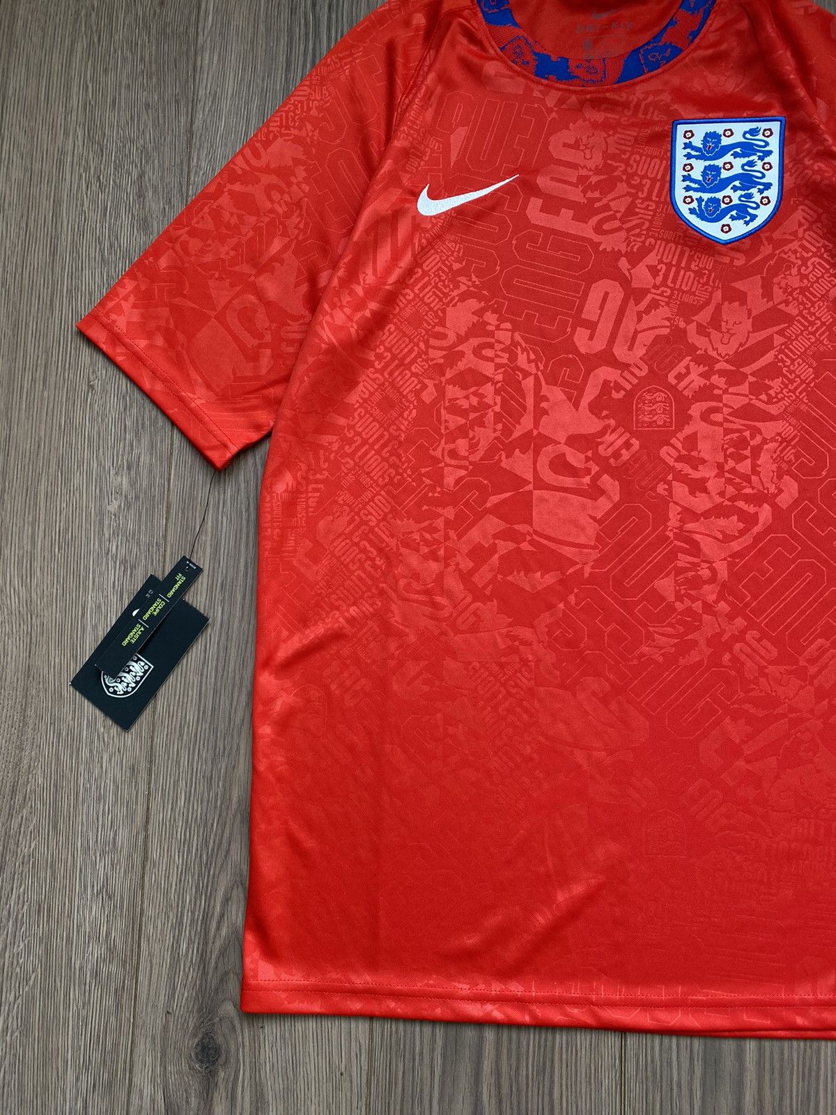 Nike Nike England 2020/21 Training Football Jersey Red Size M Size US M / EU 48-50 / 2 - 5 Thumbnail