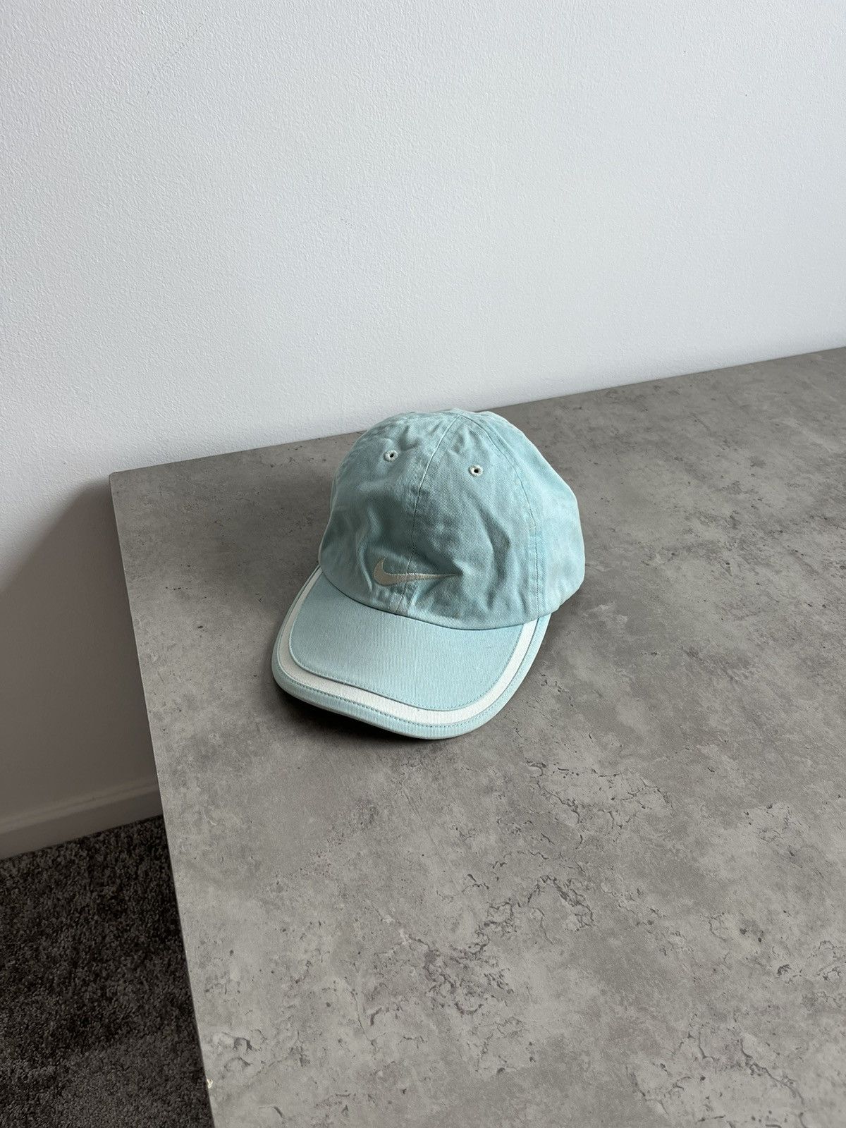 Nike × Vintage Vintage Nike Y2K Cap Size ONE SIZE - 1 Thumbnail