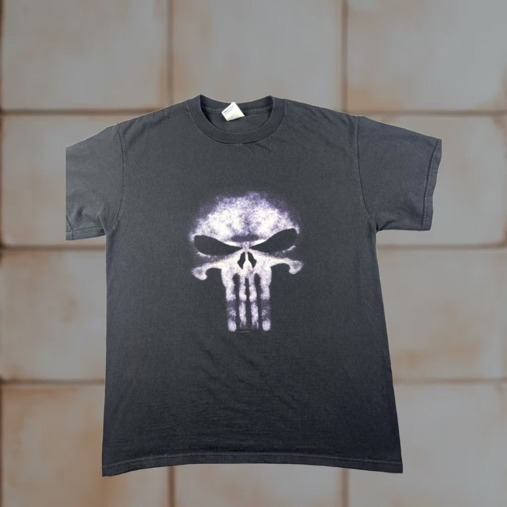 Vintage VINTAGE Marvel The Punisher Shirt Regular Size M Black Logo 2003 Y2K Men T-Shirt Size US M / EU 48-50 / 2 - 1 Thumbnail