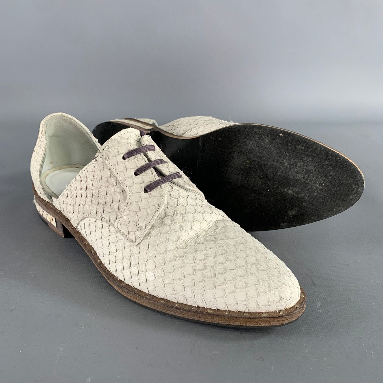 FREDA SALVADOR FREDA SALVADOR White Leather Snake Embossed Pointed Flats Size US 5.5 / IT 35.5 - 5 Thumbnail