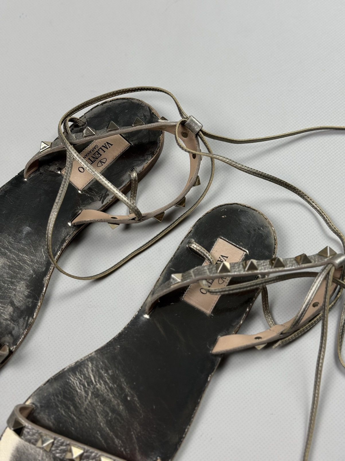 Valentino Valentino Garavani Ladies Studded Flats Sandals Size 35 Size US 5 / IT 35 - 9 Thumbnail