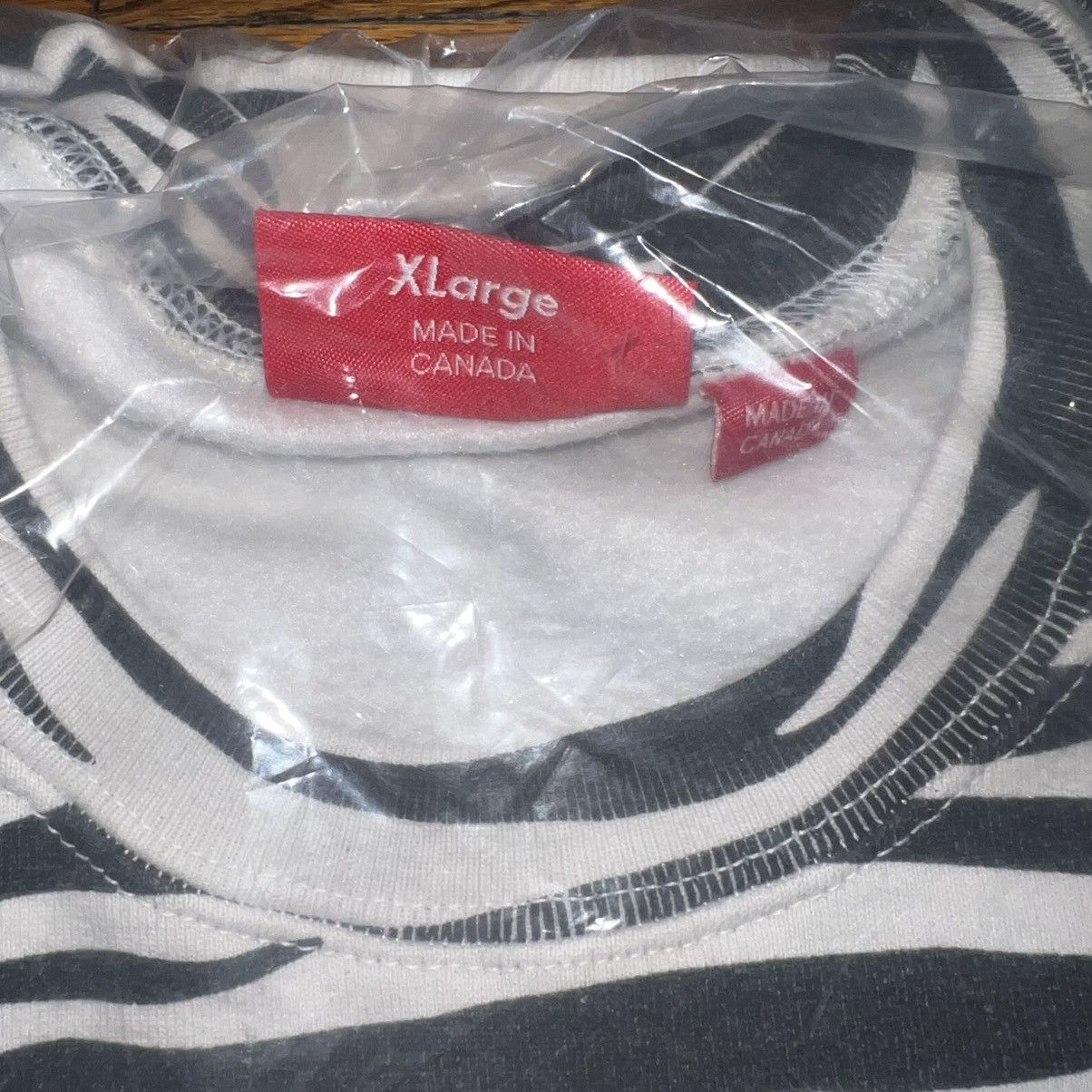 Supreme Supreme Box Logo Crewneck FW22 Zebra Size: XL Size US XL / EU 56 / 4 - 3 Thumbnail