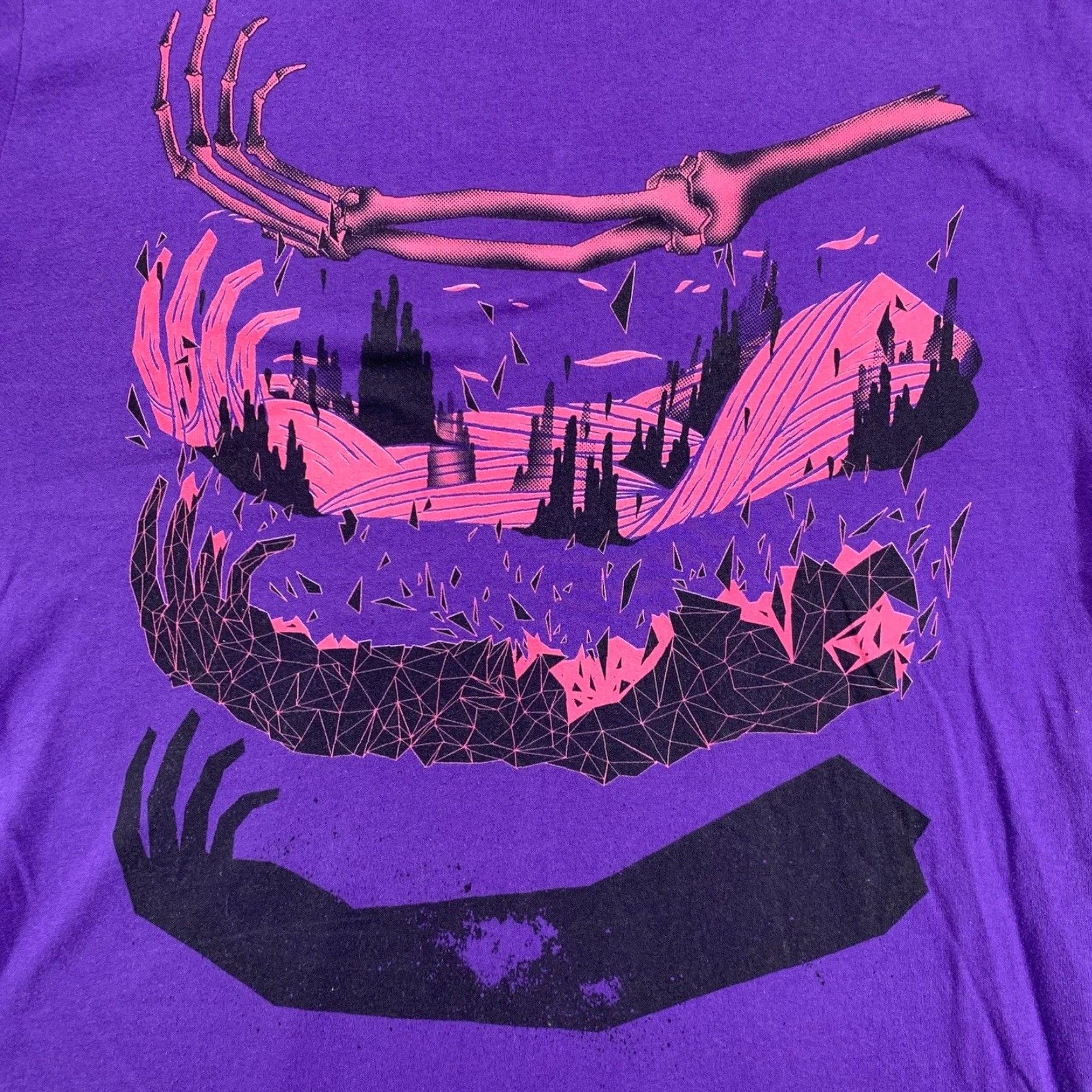 Vintage VINTAGE Design By Humans T-Shirt Men Medium Purple Art Graphic Digital Casual Size US M / EU 48-50 / 2 - 2 Thumbnail