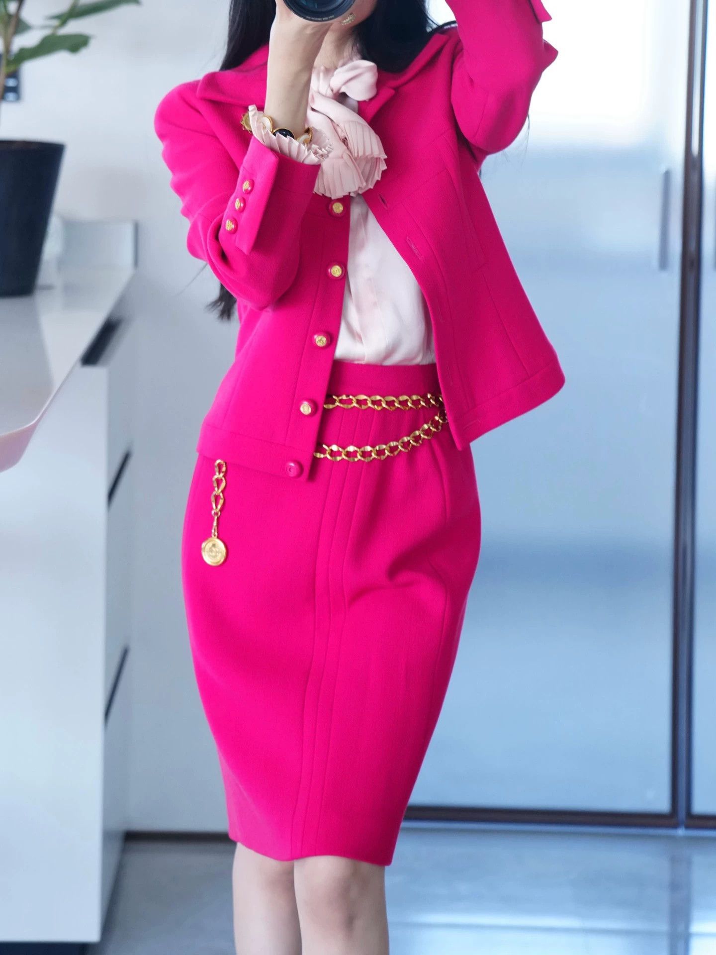 Chanel Chanel Vintage 1990s Women's Peach Pink Wool Suit Skirt Set Size S / US 4 / IT 40 - 8 Thumbnail