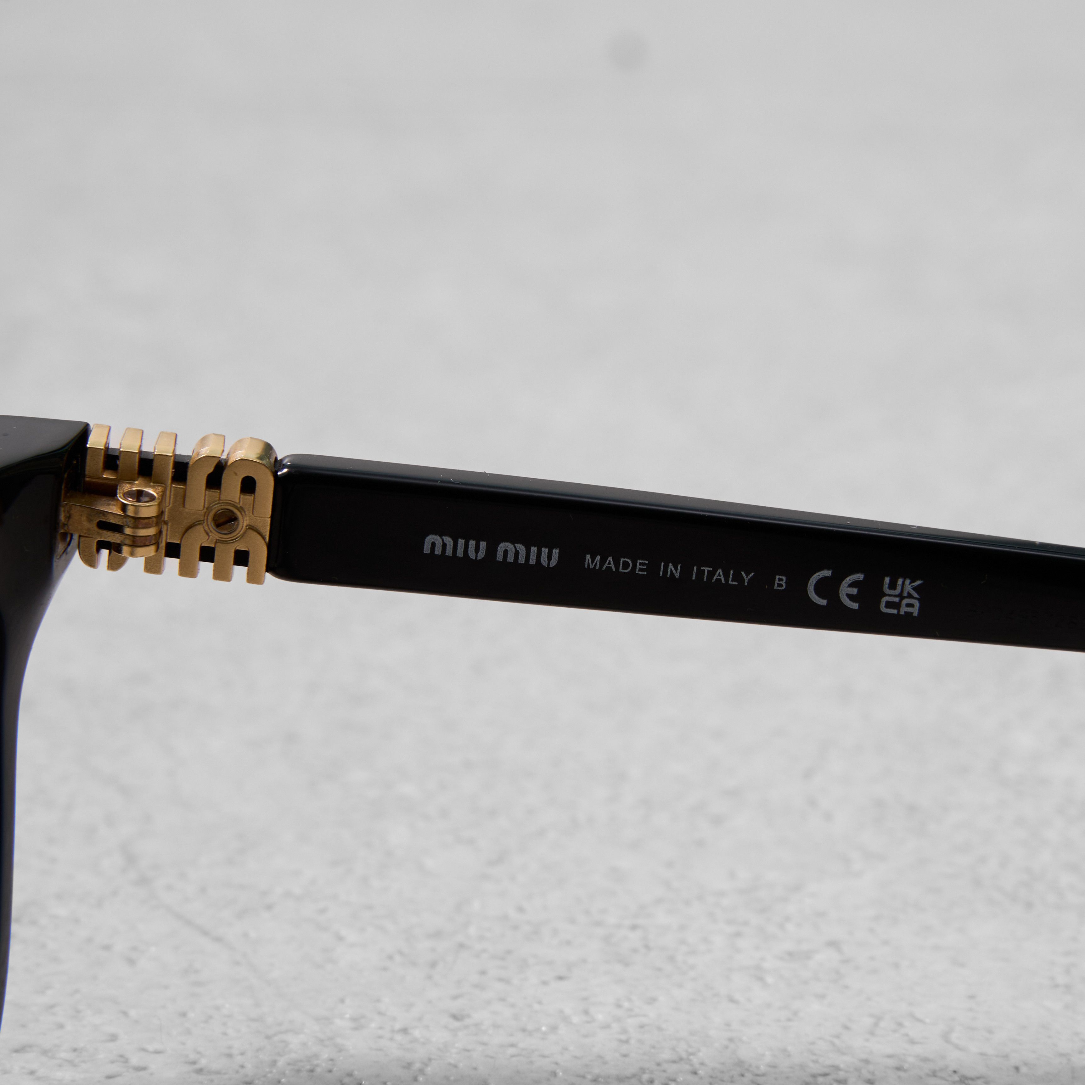 Miu Miu MIU MIU MU 07XV 16K1O1 Sunglasses Size ONE SIZE - 6 Thumbnail
