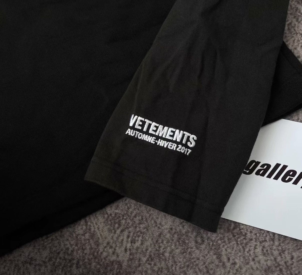 Vetements Vetements Bullseye Double Layer Hoodie Size US XS / EU 42 / 0 - 5 Thumbnail