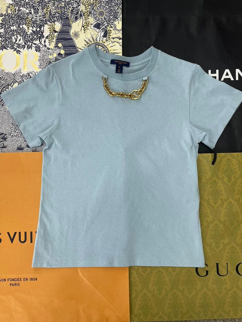 Louis Vuitton Louis Vuitton Blue thick chain short sleeves Size US XS / EU 42 / 0 - 1 Thumbnail