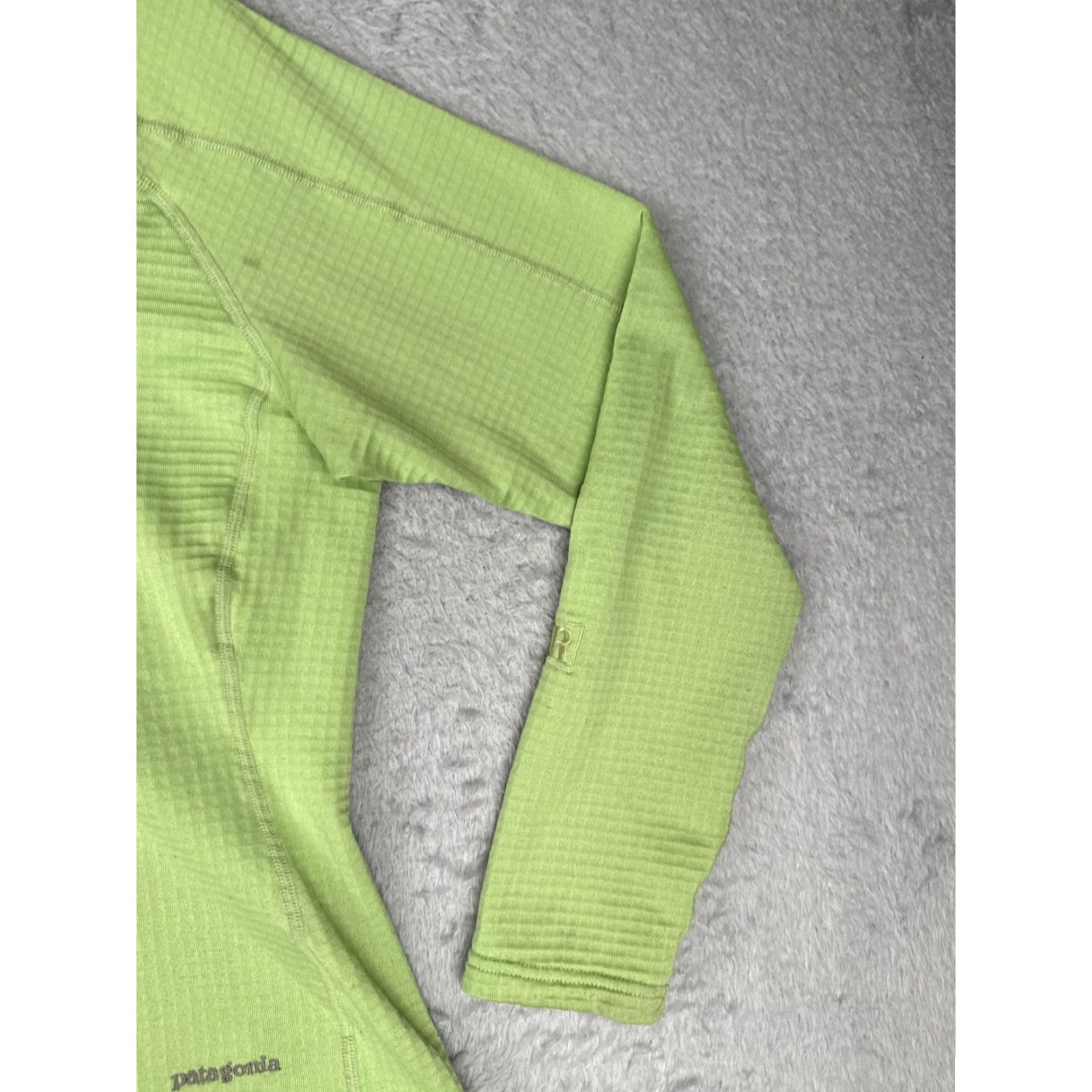 Patagonia VINTAGE Patagonia Shirt Womens M Green R1 Fleece Half Zip Pullover 90s Pat chegou Size M / US 6-8 / IT 42-44 - 2 Thumbnail