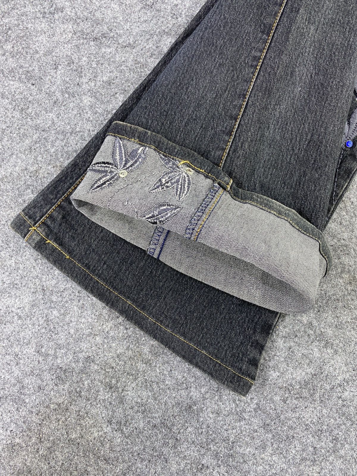 Jean Haphazard bootcut Wash Jeans - J1006 Size 27" / US 4 / IT 40 - 11 Thumbnail