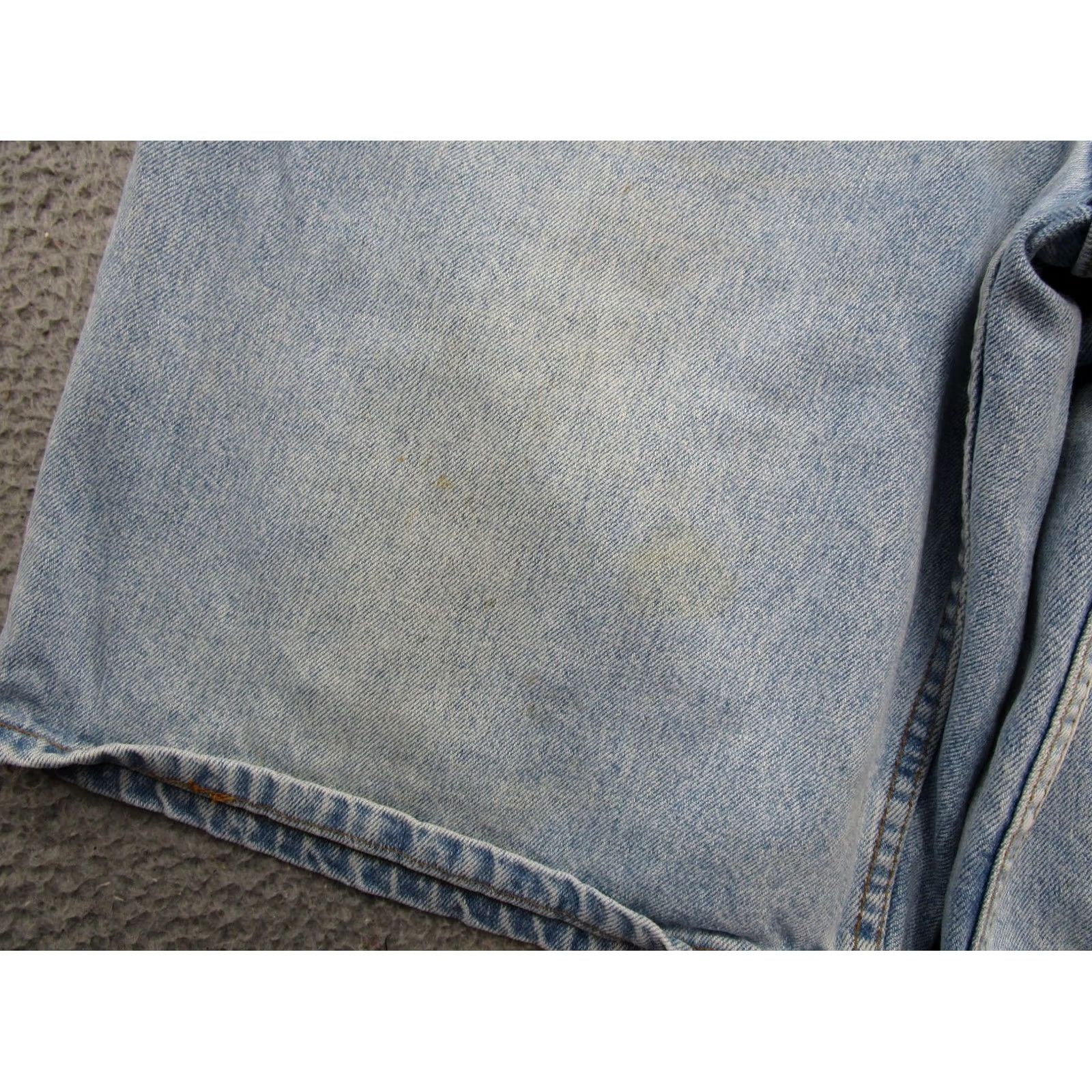 Levi's Vtg Levi’s 560 Denim Shorts Men’s 38 Loose Fit USA 90s Skater Bermuda Shorts Levi's Mens Regular Blue 5-Pocket Size US 38 / EU 54 - 4 Thumbnail