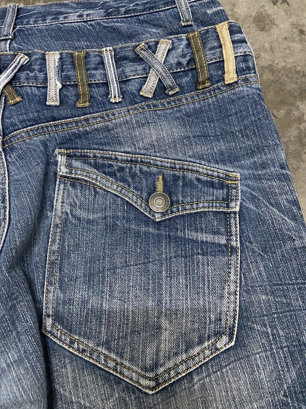Japanese Brand Unbrand Double Waist Flare Jeans Size US 32 / EU 48 - 16 Thumbnail
