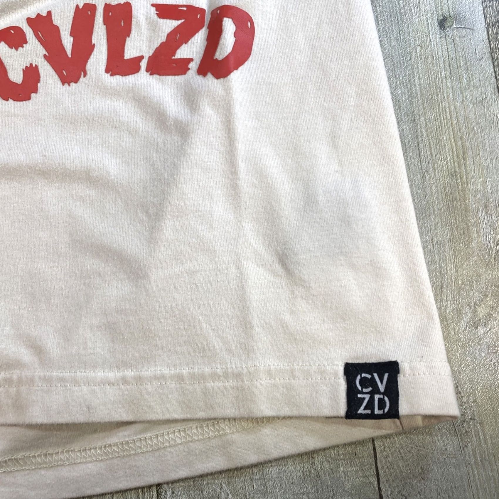 Vintage CVLZD Bear Shirt Men T-Shirt Ivory M Size US M / EU 48-50 / 2 - 2 Thumbnail