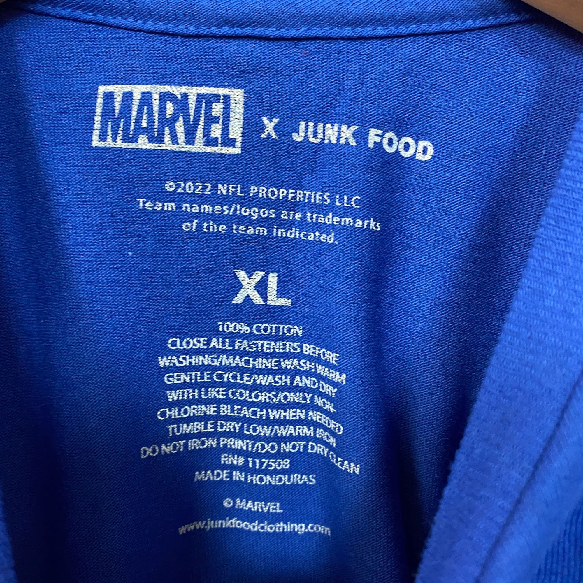 Junk Food Junk Food X Marvel The Avengers Lineup Indianapolis Colts T- Size US XL / EU 56 / 4 - 4 Thumbnail