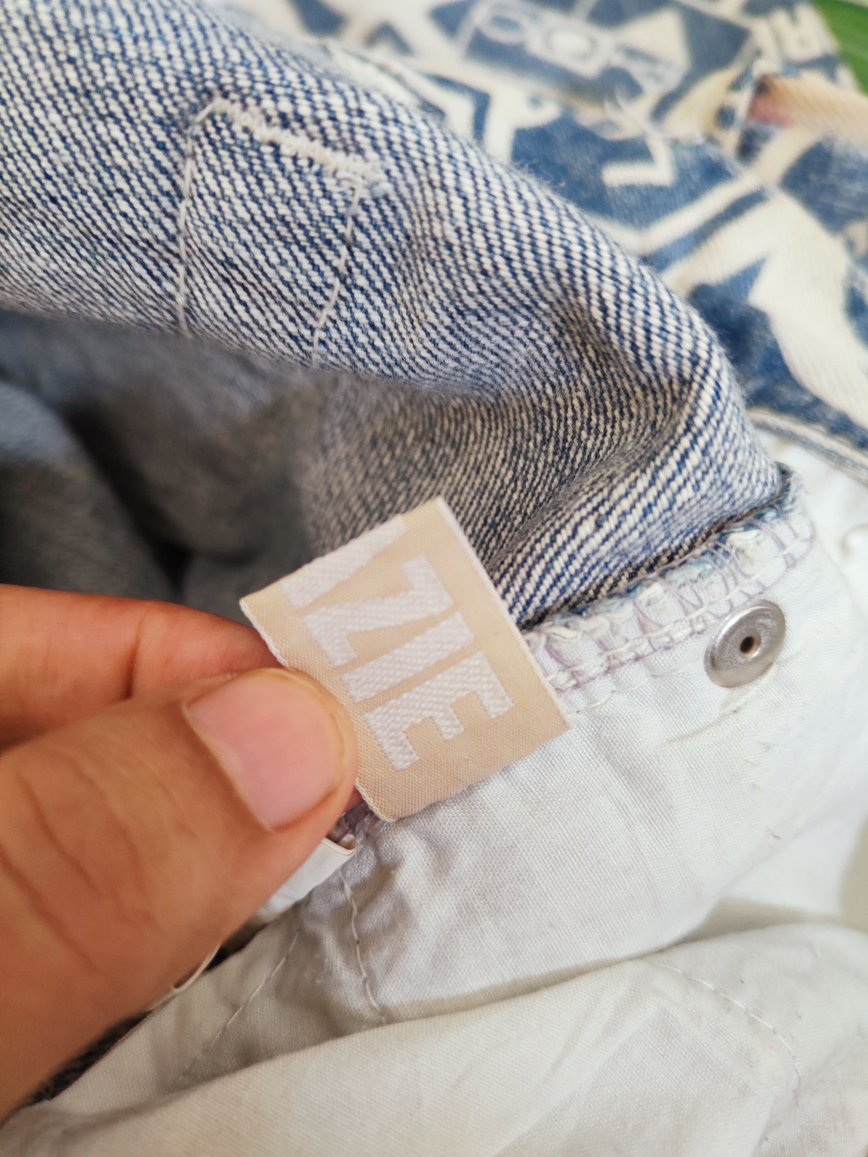 Japanese Brand × Vintage FULL PRINT 💥 Grazie Blue White Distressed Ripped Jeans Size 32" / US 10 / IT 46 - 15 Thumbnail