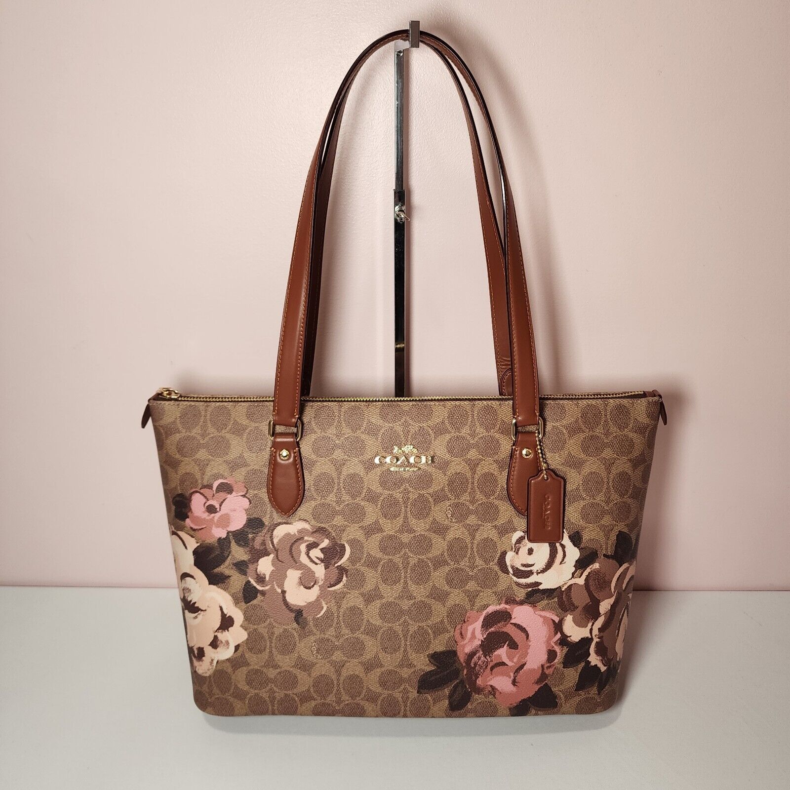 Coach NWT Coach CZ180 Signature Rose Gallery Tote Top Zip Multi Size ONE SIZE - 1 Thumbnail