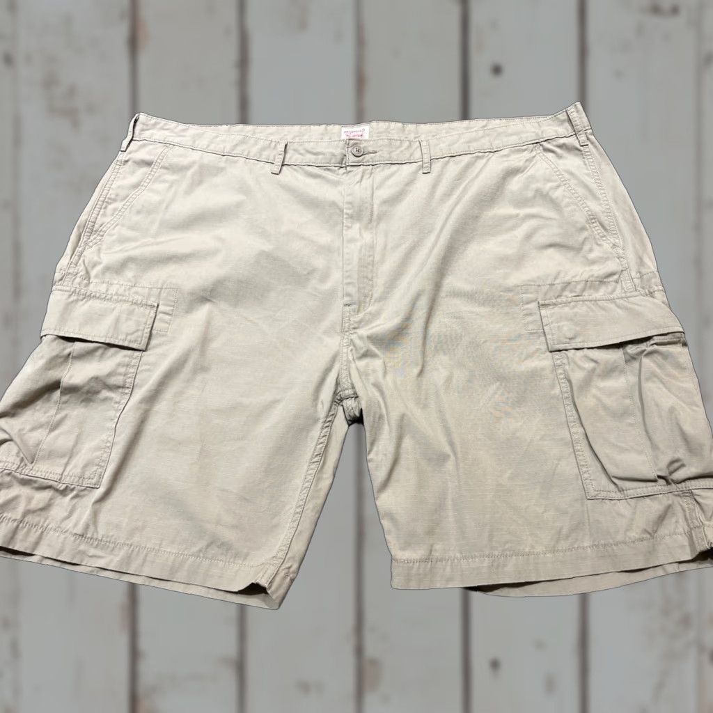 Levi's Levi's Cargo Shorts Tan Khaki Ripstop Casual Men’s Size 52 Cargo Pocket Inseam 9 in Big & Tall Cotton Canvas Front Flat Front Regular Mens Size US 36 / EU 52 - 1 Thumbnail