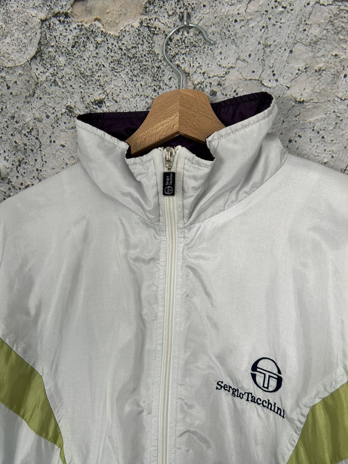 Sergio Tacchini Vintage Sergio Tacchini 90s Light Nylon Jacket Football Rare Size US L / EU 52-54 / 3 - 3 Thumbnail