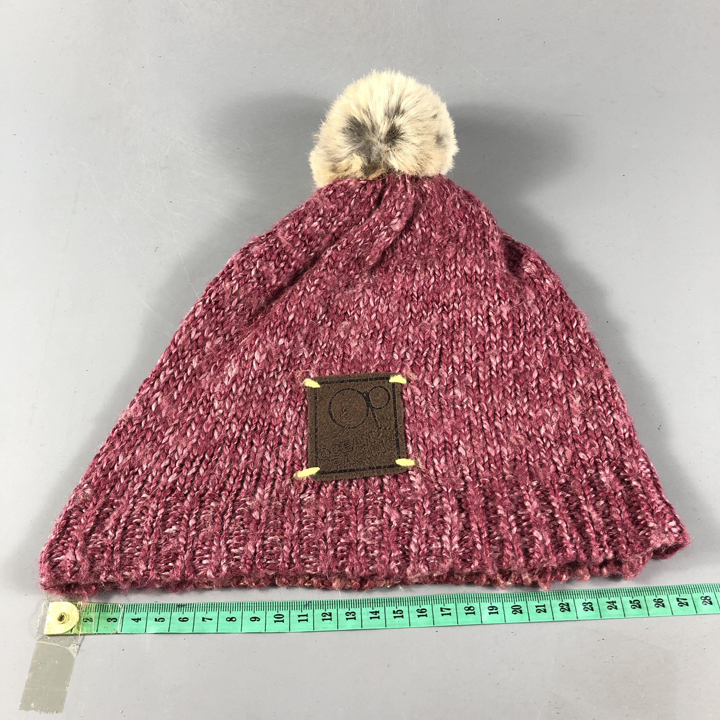 Ocean Pacific Ocean Pacific Bobble Beanie Snowcap Snow Hat B654 Size ONE SIZE - 3 Thumbnail