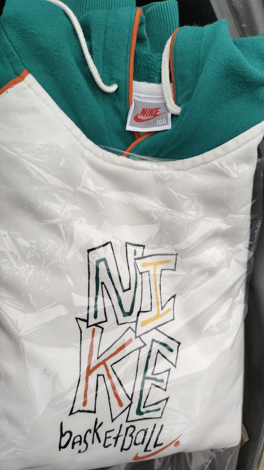 Nike × Vintage Nike Vintage Basketball Hoodie Size US XL / EU 56 / 4 - 6 Thumbnail