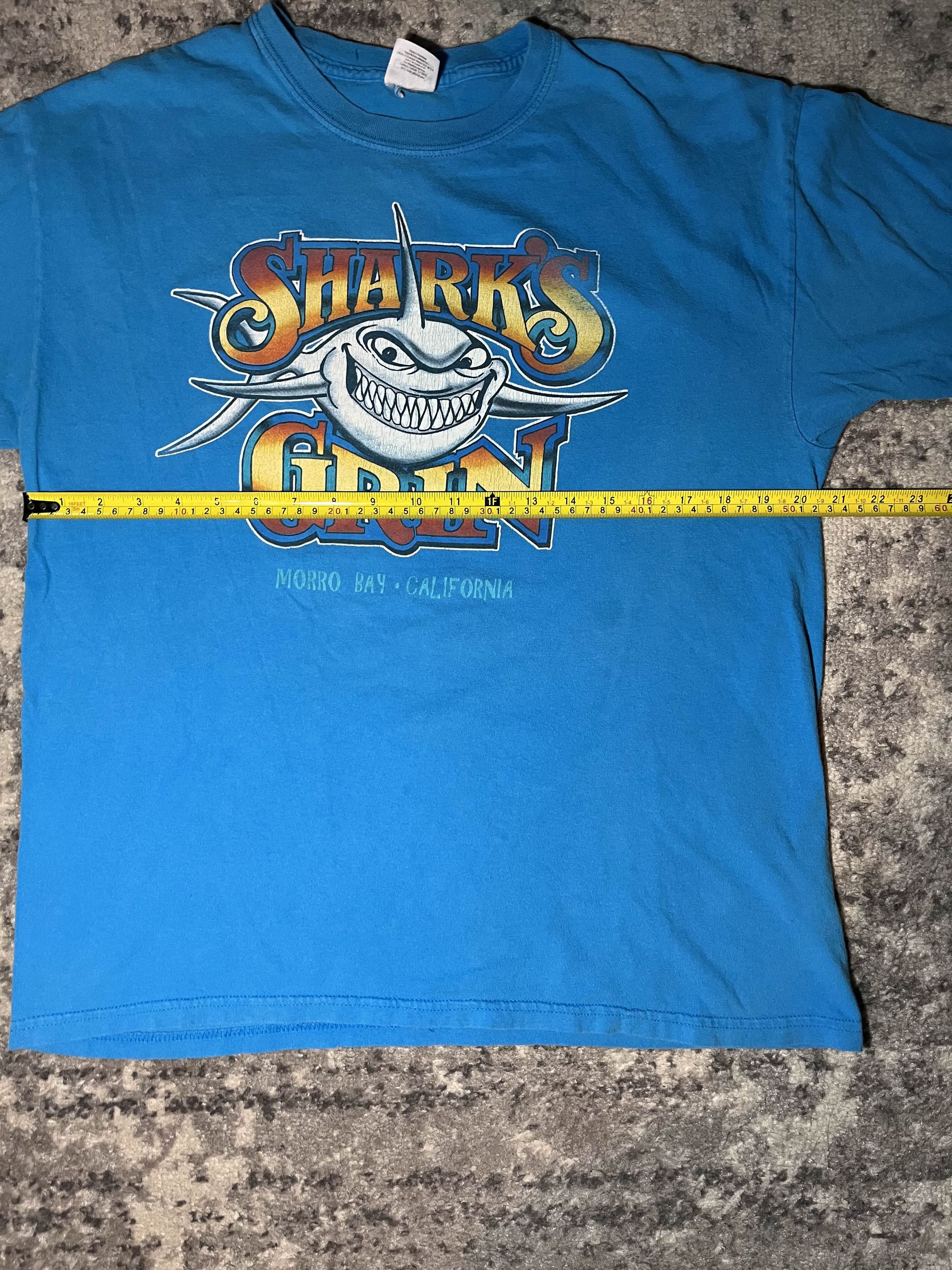 Vintage Y2K Sharks Grin Morro Bay California Shark Shirt Size US M / EU 48-50 / 2 - 7 Thumbnail