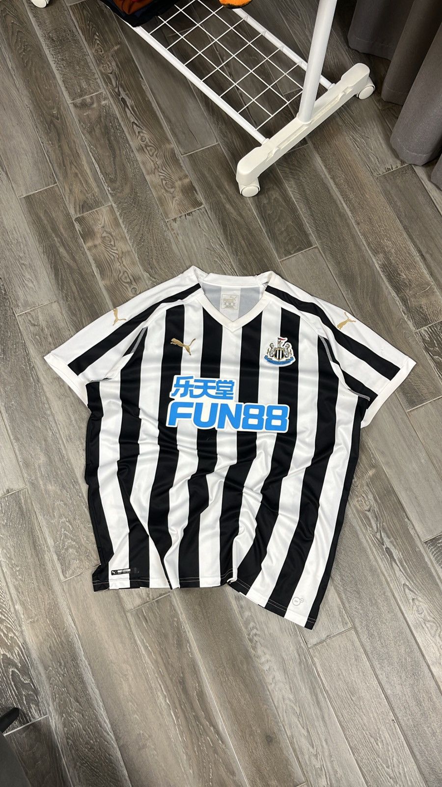 Puma Puma New Castle United Soccer Jersey Home Football Shirt Size US XL / EU 56 / 4 - 1 Thumbnail