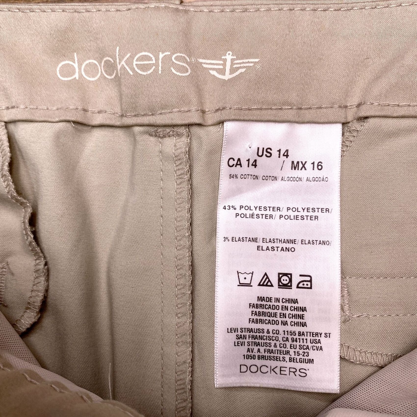 Dockers DOCKERS Capri Pants Womens 14 Khaki Brown With Hello Smooth Belted Stretch New Size 36" / US 14 / IT 50 - 4 Thumbnail