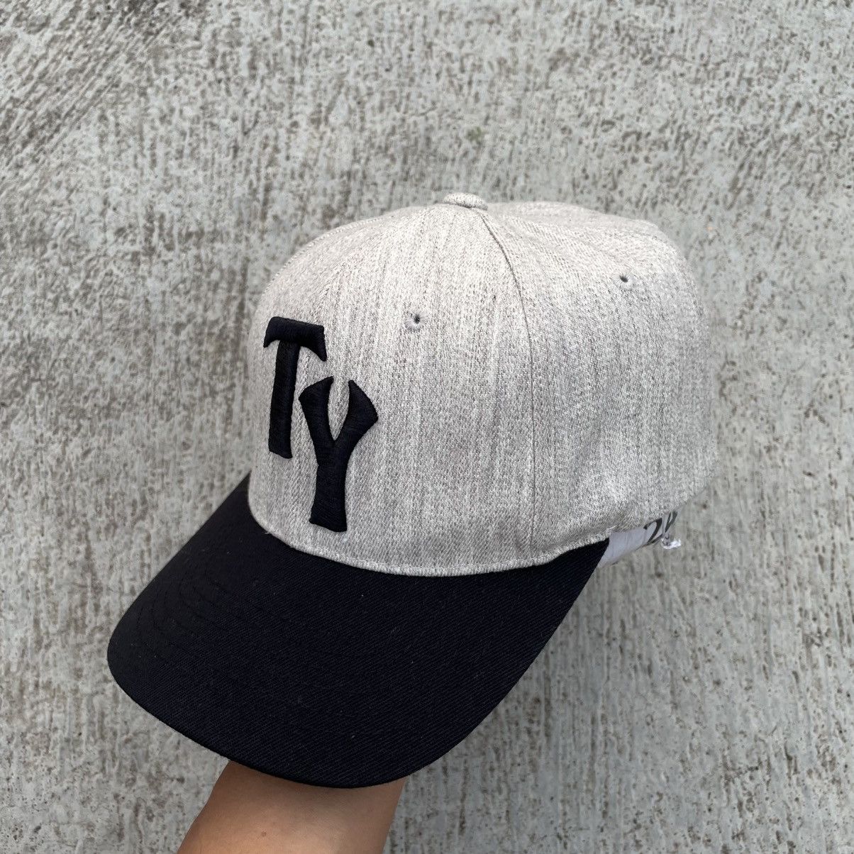 MLB Unique hat initial TY minor league Size ONE SIZE - 2 Thumbnail