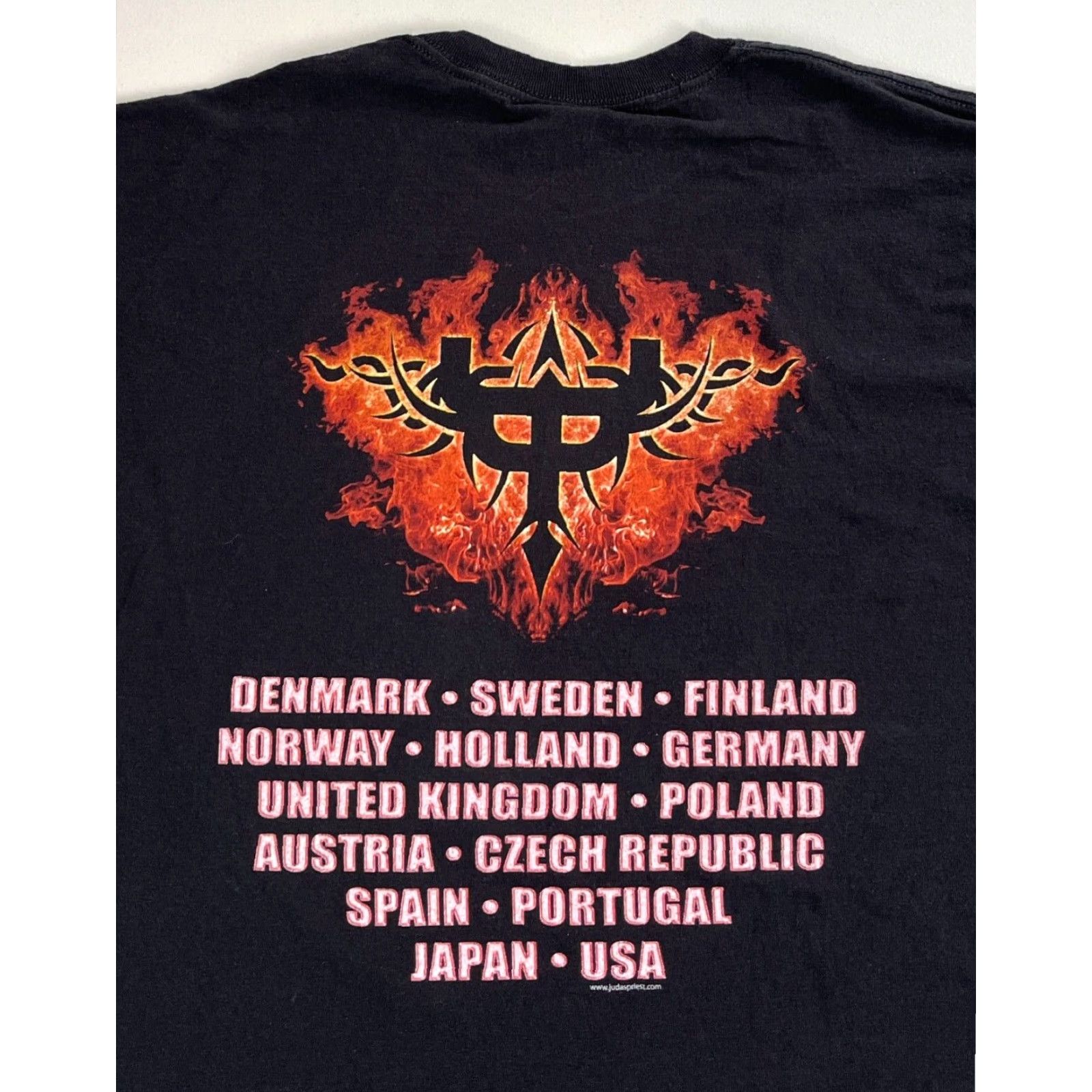 Gildan VINTAGE Judas Priest World Tour T-Shirt Rock Band Double-Sided Sz XL Shirt Mens XL Black Cotton 2005 90s Music Theme Size US XL / EU 56 / 4 - 3 Thumbnail