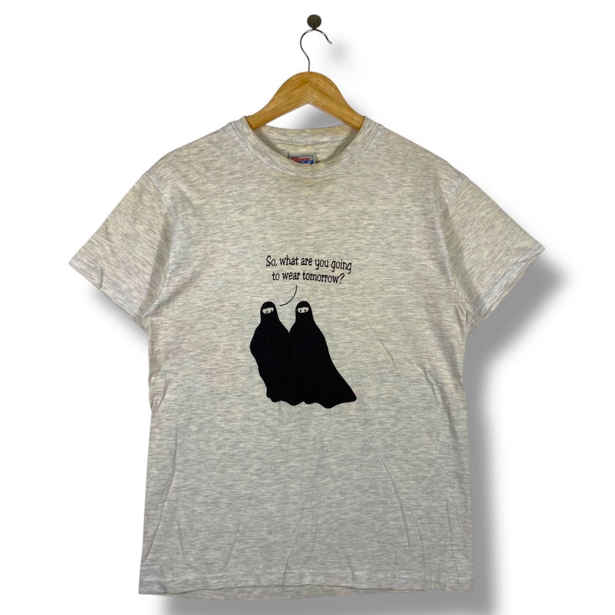 Vintage Vintage 90's So What Are You Going To Wear Tomorrow Tee Size US M / EU 48-50 / 2 - 1 Thumbnail