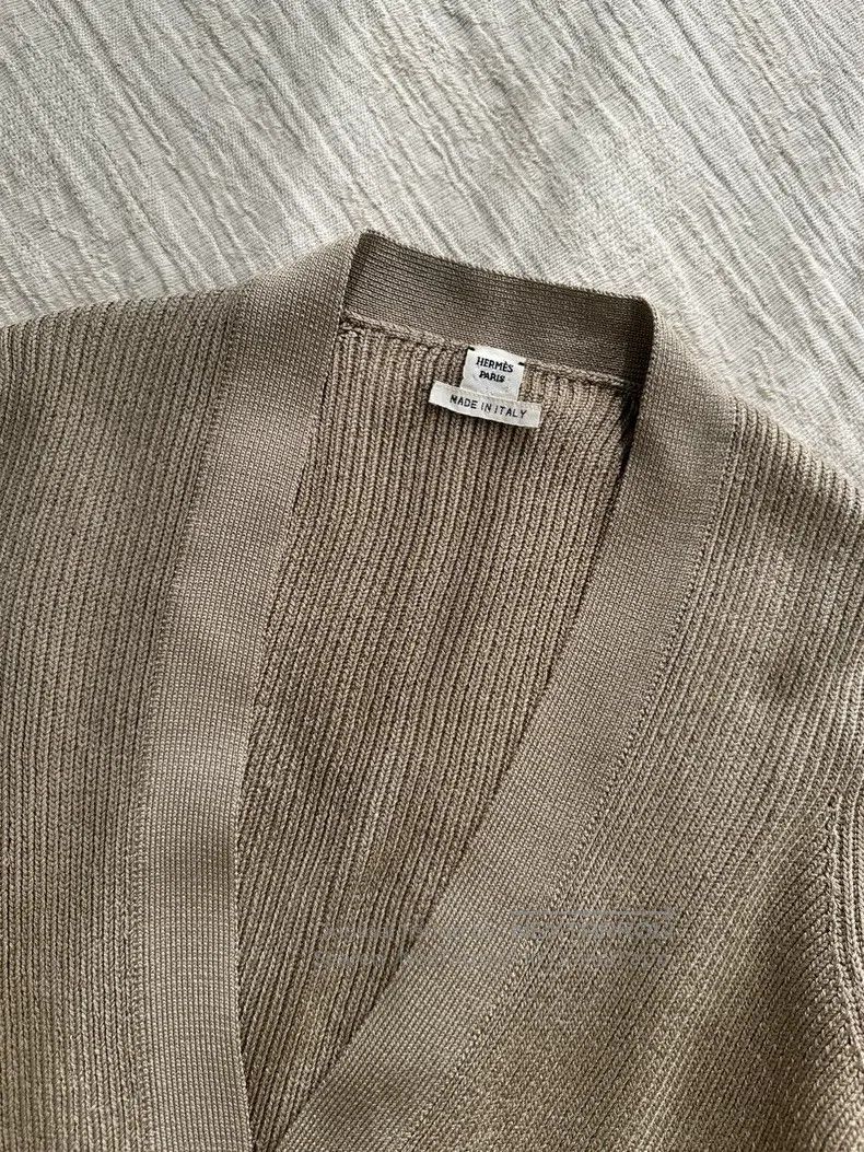 Hermes Hermes Comfortable slim fit silk long sleeve knit top, lig Size M / US 6-8 / IT 42-44 - 5 Thumbnail
