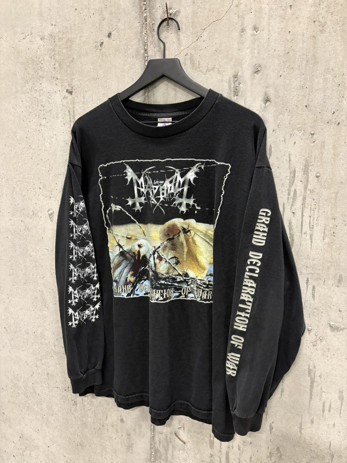 Band Tees Vintage Mayhem Shirt Faded Distressed Grunge Band Size US XL / EU 56 / 4 - 1 Thumbnail