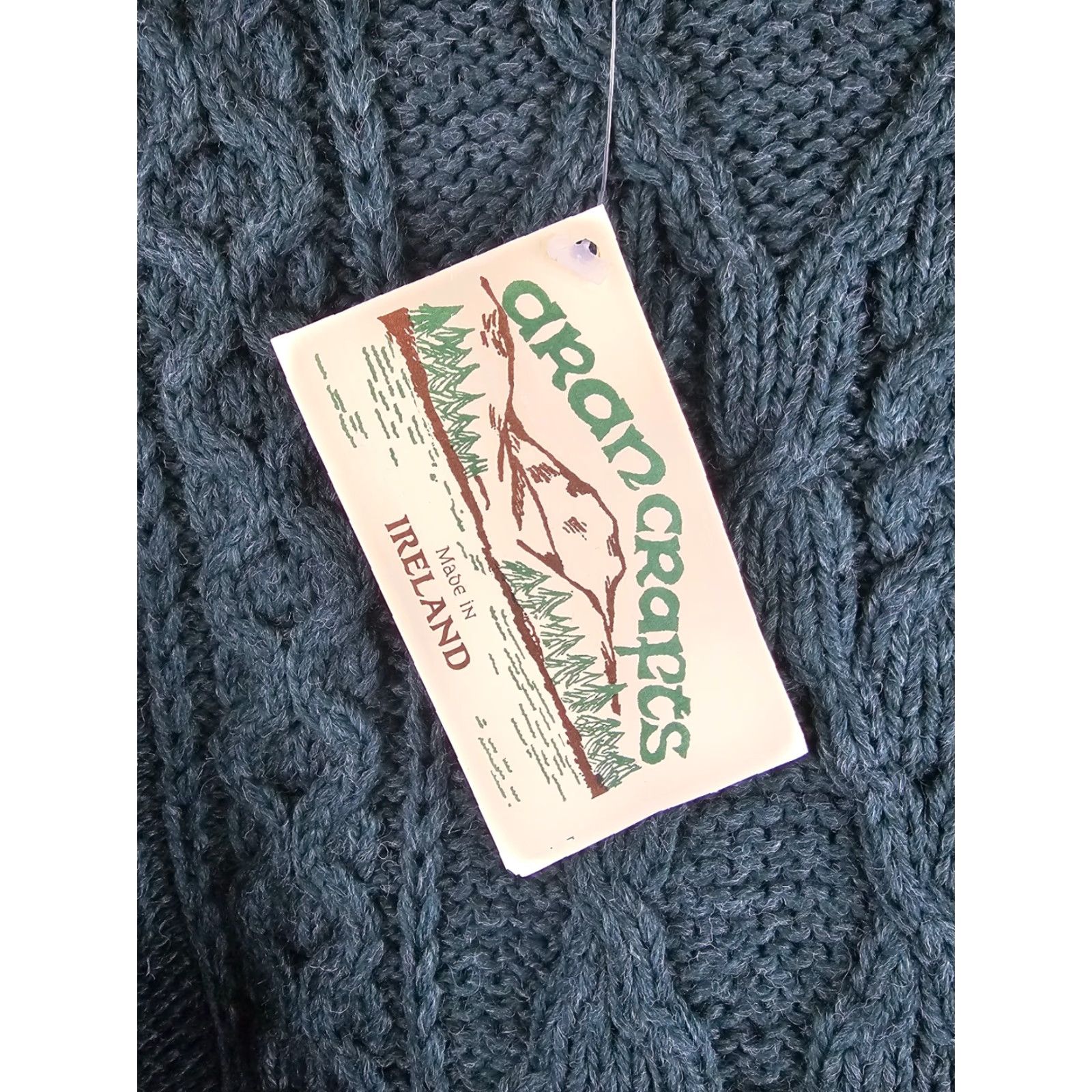 Vintage VINTAGE ARAN CRAFTS IRELAND GREEN CABLE WOOL SWEATER 2XL NWT Mens Pullover Size XXLARGE XS? Size US XXL / EU 58 / 5 - 4 Thumbnail