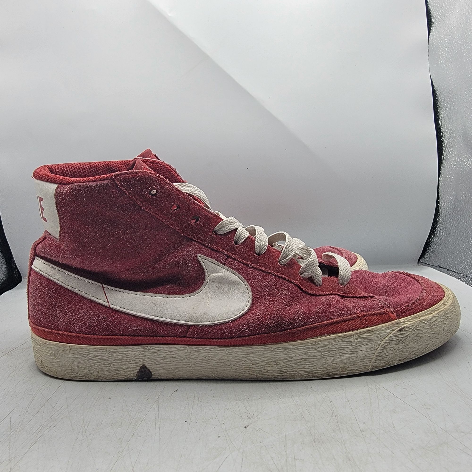 Nike Nike Blazer Mid 6.0 Mens 10 Varsity Red Sneaker Shoes Walkin Size US 10 / EU 43 - 13 Thumbnail