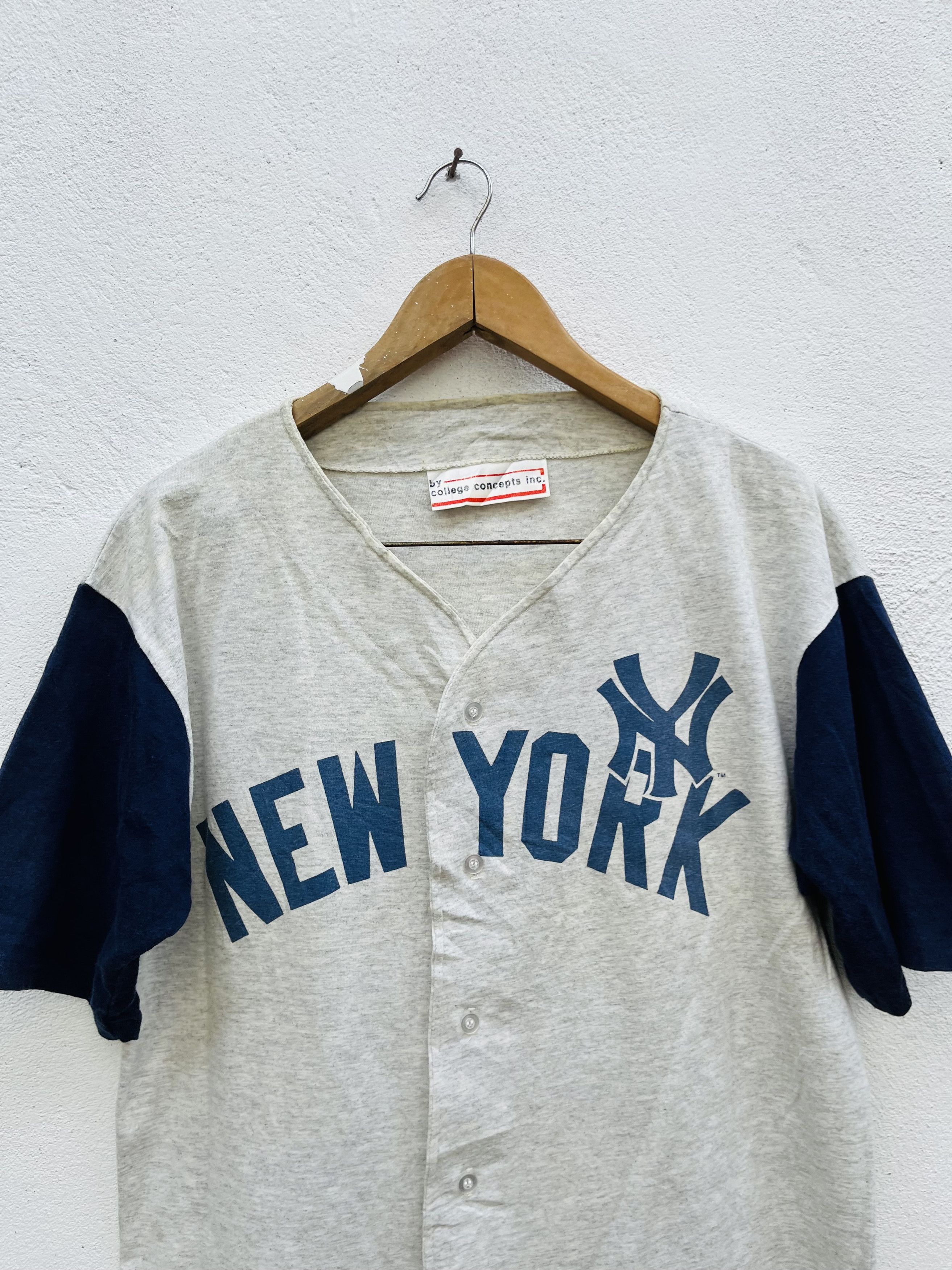 NBA × Vintage Vintage New York NBA Baseball Cooperstown Collection Shirt Size US L / EU 52-54 / 3 - 3 Thumbnail