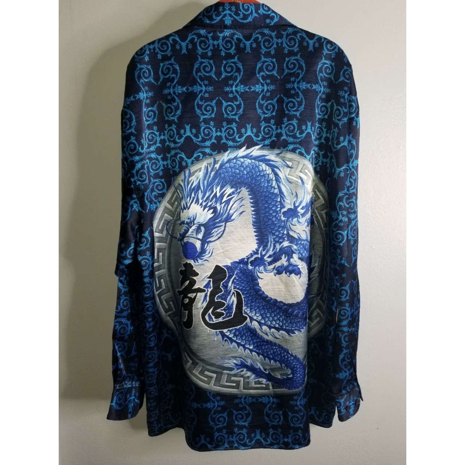 Vintage Trust Dragon Print XL Long Sleeve Button-Up Polyester Shirt Men Size US XL / EU 56 / 4 - 4 Thumbnail
