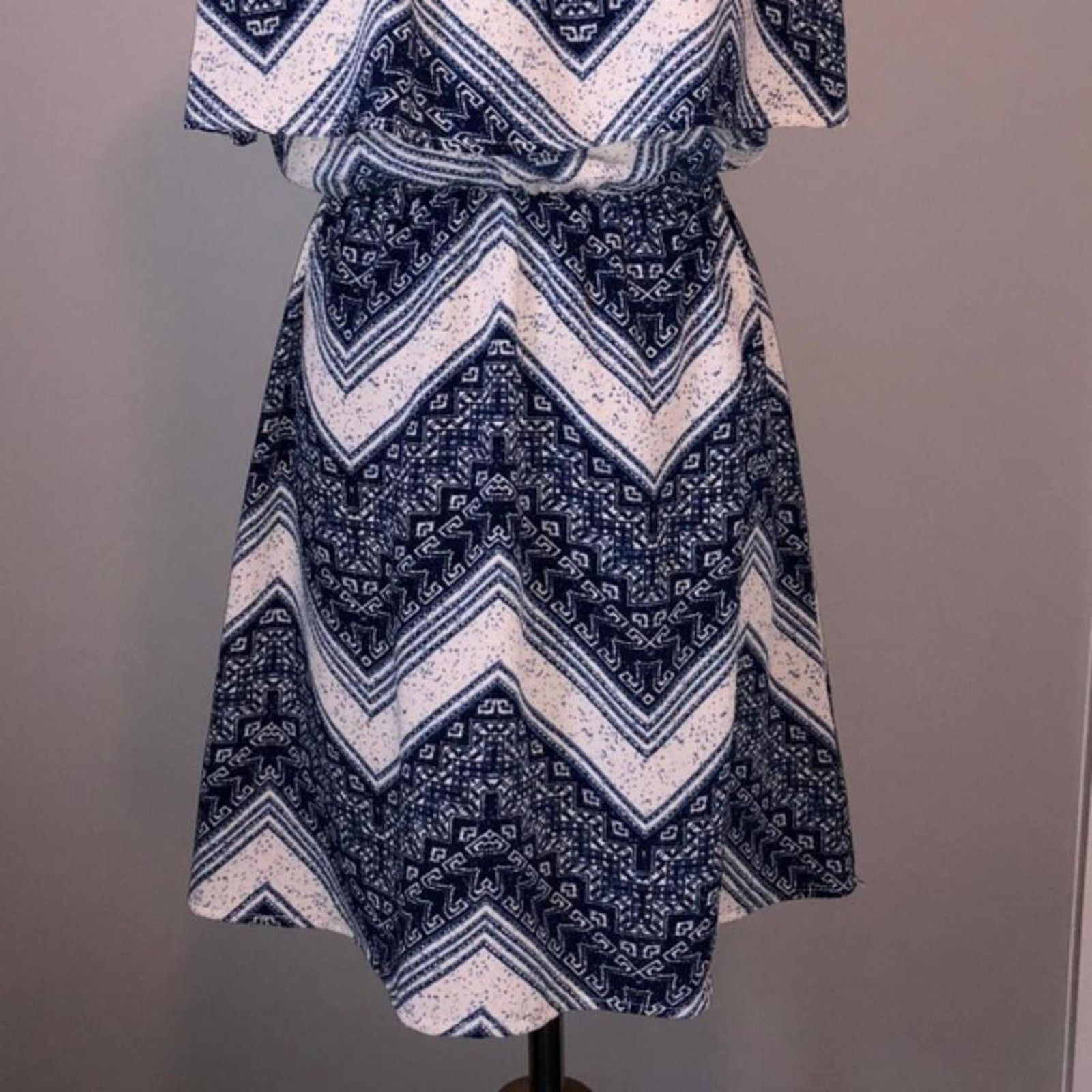 Other NEW Boutique Navy Ivory Chevron Ruffle Mini Dress Sundress S Size S / US 4 / IT 40 - 4 Thumbnail