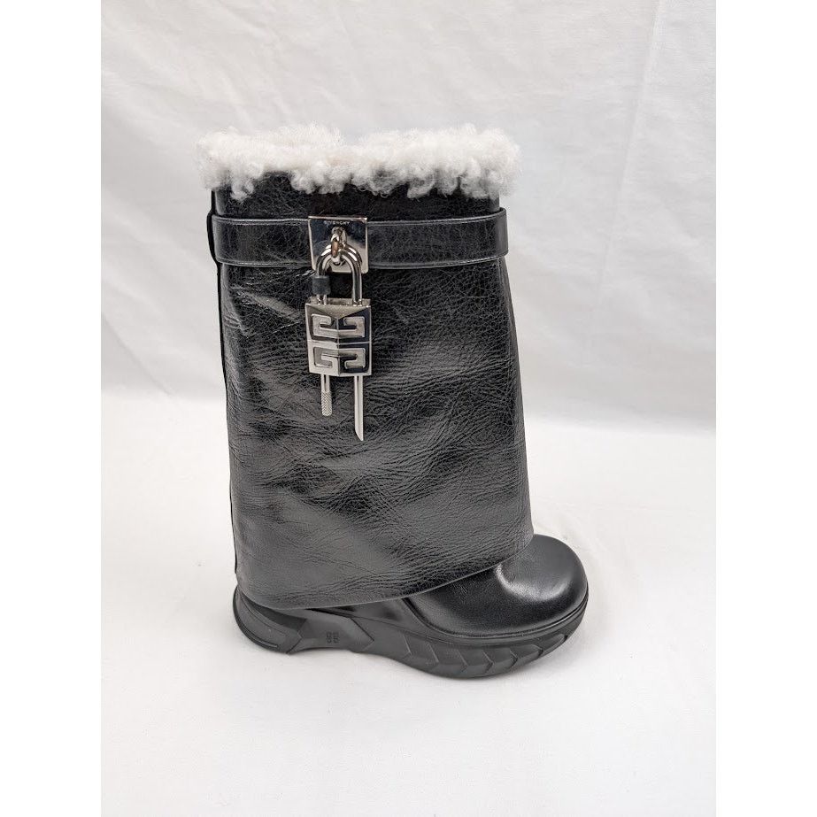 Givenchy o1rshd1 Biker Ankle Boots in Black/Natural 37 Size US 7 / IT 37 - 1 Thumbnail